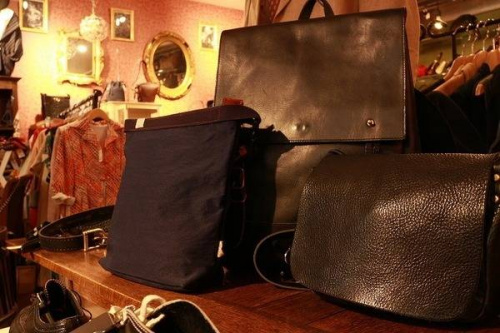 SLOW スロー 中古のアメカジ 古着 都内