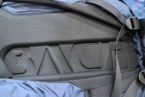 haglofs/ﾎｸﾞﾛﾌｽのlowe alpine/ﾛｳｱﾙﾊﾟｲﾝ  BACH/ﾊﾞｯﾊ