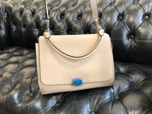 CELINEのセリーヌ