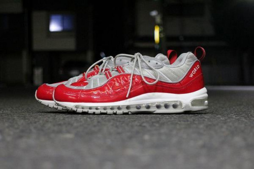 AIR MAX 98 Supreme Varsity redのメンズ