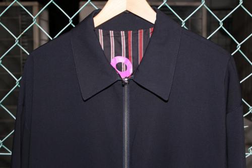 ユニフォームエクスペリメントのブルゾン