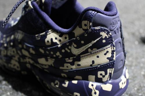 AIR MAX95のスニーカー