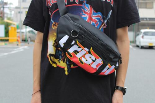 ブリストルのキャップ　ウェストバッグ