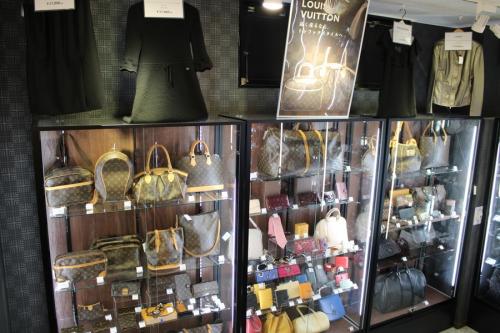 LOUIS　VUITTONのルイヴィトン