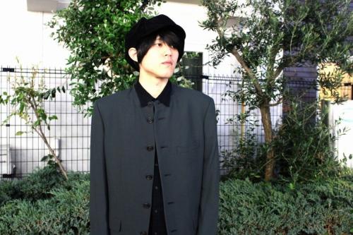 イッセイ　ミヤケのセットアップスーツ