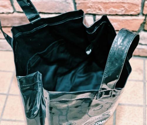 コムデギャルソンのPVCトートバッグ