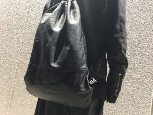 ドメスティックブランドのBLACK COMME des GARCONS