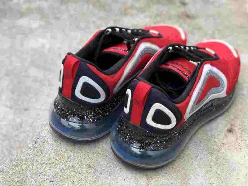 ナイキ×アンダーカバーのAIR MAX　720