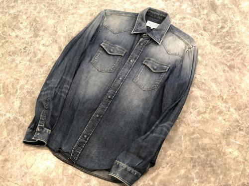 デニムシャツの四つタグ