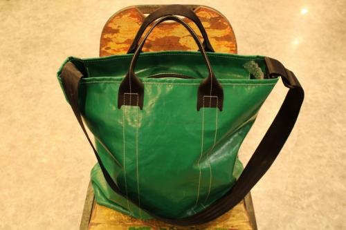 フライターグのトレファクファッション　調布国領店