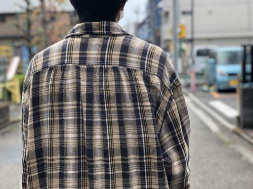 フランネルロングシャツのトレファクスタイル調布国領店