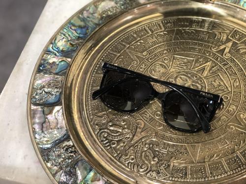 プラダのサングラス