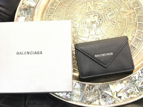 ラグジュアリーブランドのBALENCIAGA
