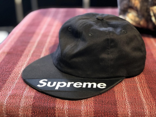 ストリートブランドのSUPREME