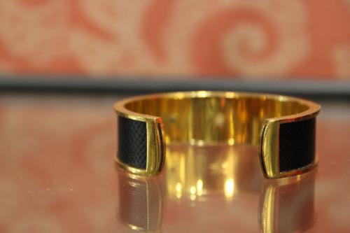 エルメスのバングル