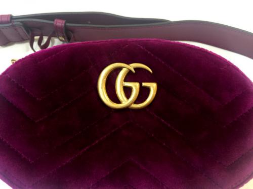 グッチのGGマーモンウエストポーチ