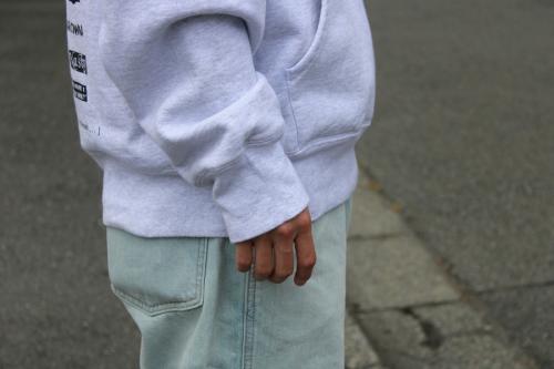 ストップクライングフーデッド　パーカー　19AWのトレファクスタイル調布国領店