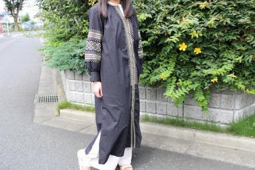 ヌキテパの刺繍ワンピース　19AW