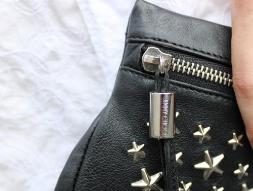 ジミーチュウのスタースタッズレザークラッチバッグ　1NG74W