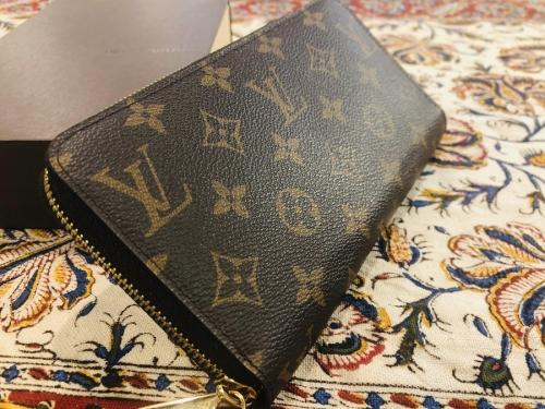 LOUIS VUITTON 　のルイ ヴィトン　