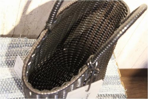 ビューティフル　ピープルのトランスルーセントチューブニッティングバッグ