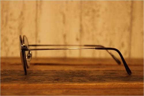 はくさんがんきょうてんのサングラス　TITANIUM