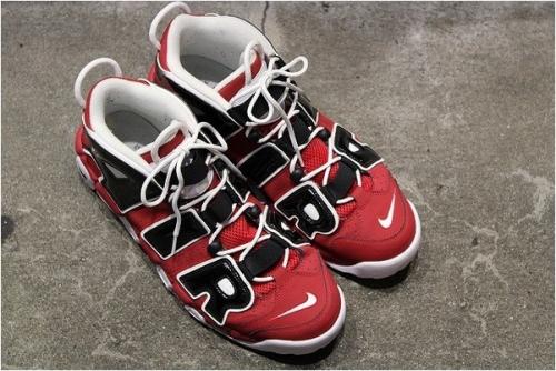 ナイキのエアモアアップテンポ96 AIR MORE UPTEMPO96 921948-600
