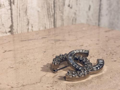 ランストーンココマークブローチのレディース