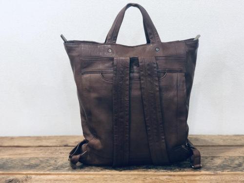 ダン ゲンテンのゴートヌメトート型リュックサック