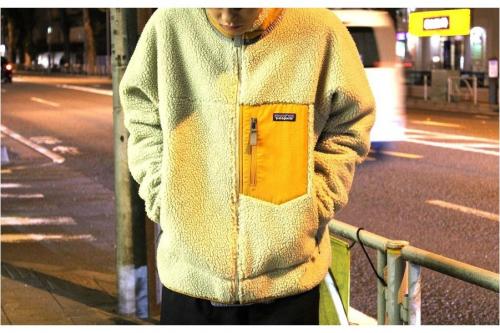 パタゴニアのクラシックレトロXジャケット　23056FA19