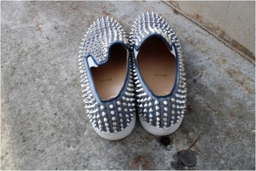 クリスチャンルブタンのスパイクデニムジャケット