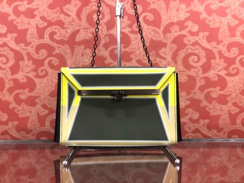 ISSEY MIYAKEのイッセイミヤケ