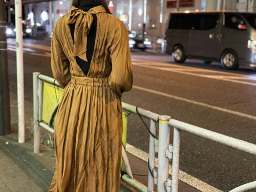 ヌキテパのシルクブラウスワンピース