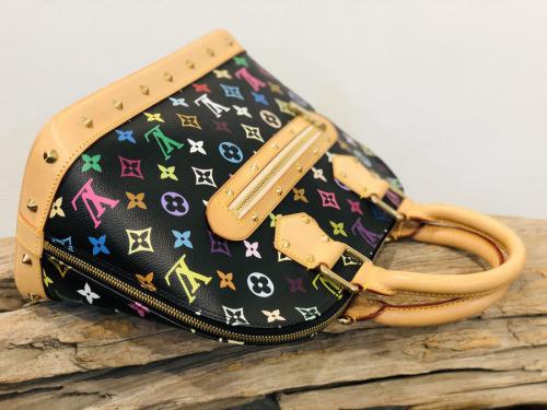 ルイヴィトンのアルマハンドバック