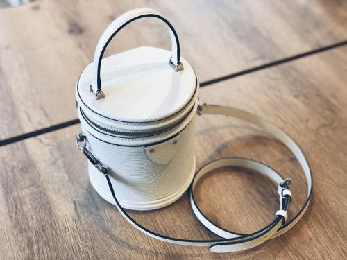 バニティーバッグのエピ