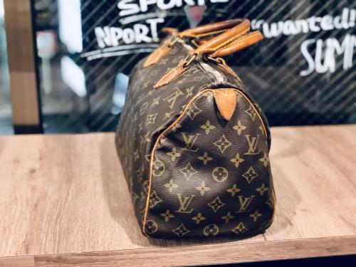 LOUIS VUITTON 　のルイ ヴィトン　