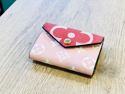 LOUIS VUITTON 　のルイ ヴィトン　