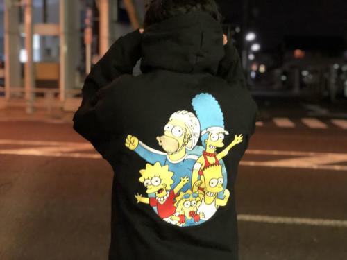 KITH  × THE SIMPSONSのキス×シンプソンズ