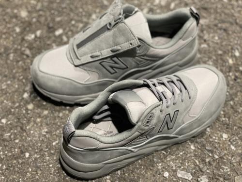 ニューバランス × ビームスのCMT580