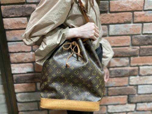 LOUIS VUITTON 　のルイ ヴィトン　
