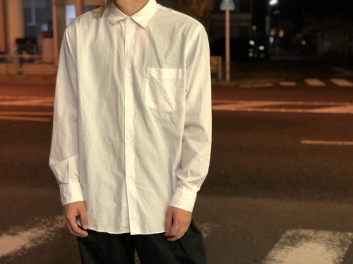 ドメスティックブランドのCOMOLI