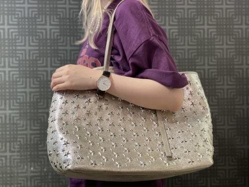 ジミーチュウのスタッズトートバッグ