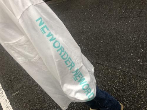 シュタインのオーバーサイズロングスリーブTシャツ