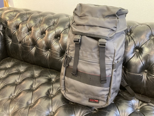 ビジネスアイテムのBRIEFING