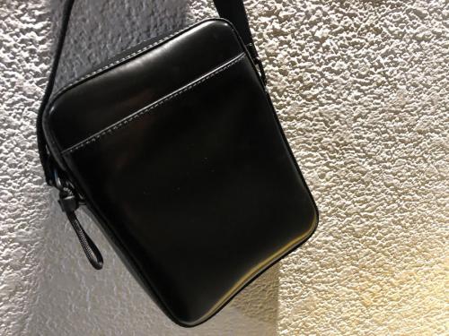 ロゴショルダーバッグのトレファクスタイル調布国領店