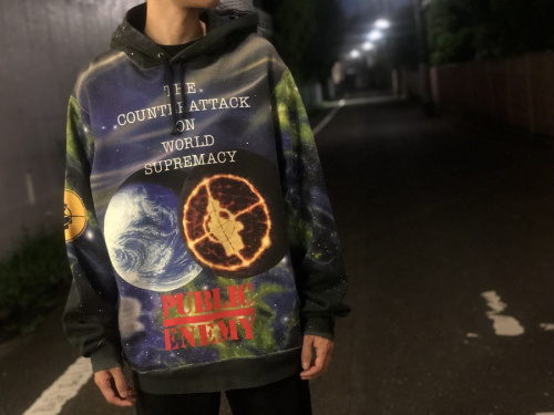 ストリートブランドのSupreme × UNDER COVER
