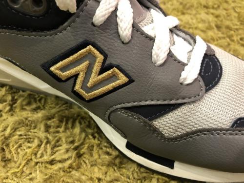 ニューバランスのCM1600LE