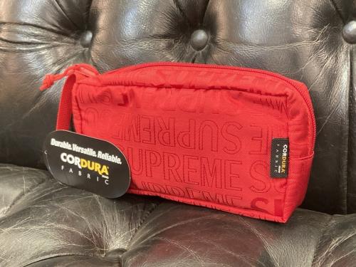 SUPREMEのシュプリーム