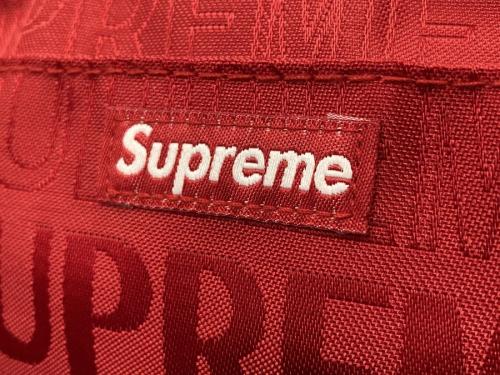 シュプリームのOrgnaizer Pouch