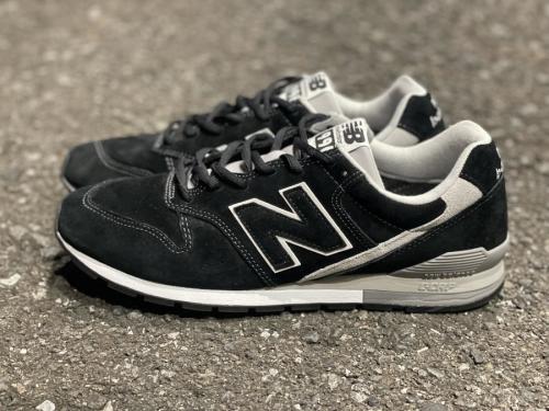 NEW BALANCEのニューバランス